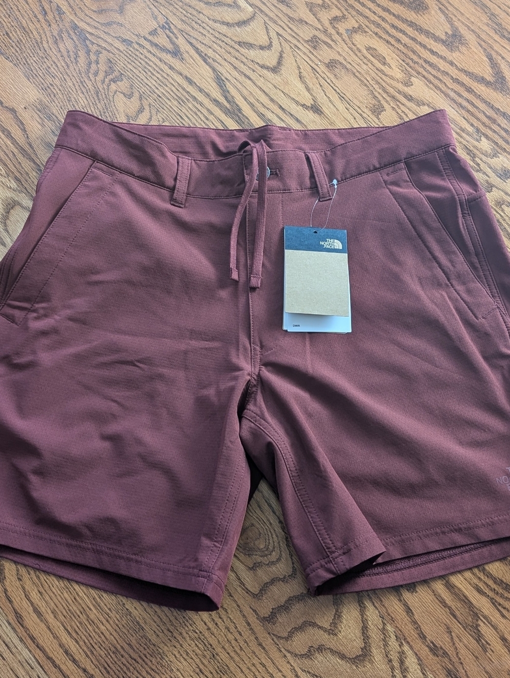 NEW! The North Face Men's Rolling Sun Packable Shorts Size 32